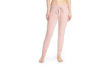 15 Chic and Comfy Sweatpants You'll Wanna Live In