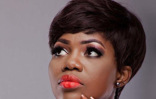Singer Mzbel