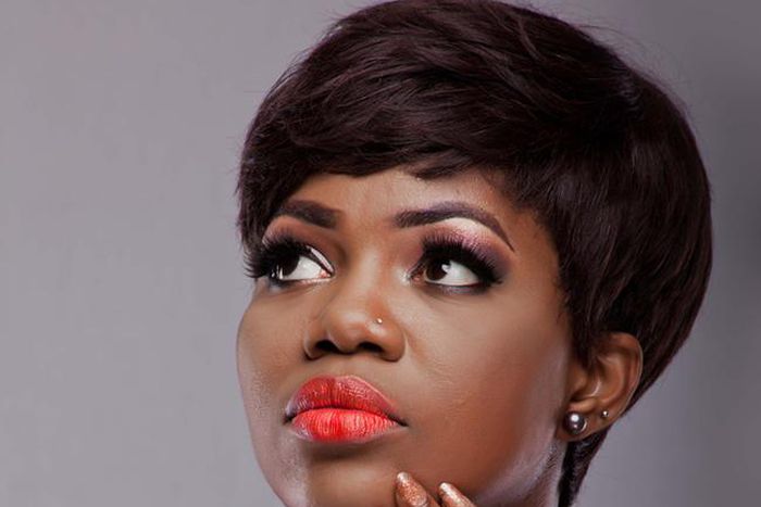 Singer Mzbel
