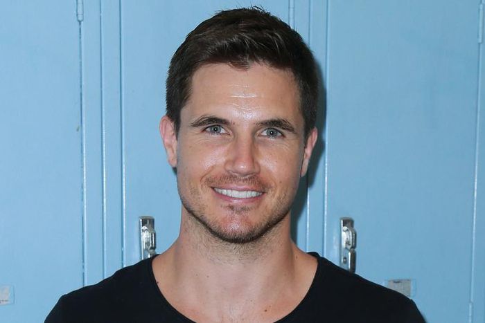 Why Playing a Quarterback Is Harder Than It Looks