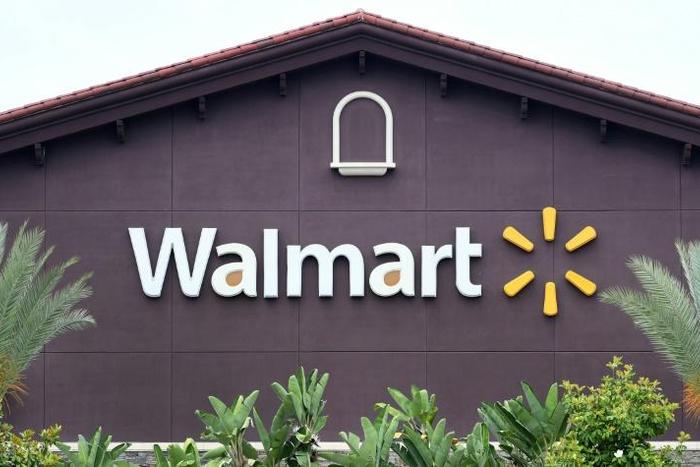 Retail giant Walmart has no plans to stop selling guns and ammunition despite two recent shootings at its stores