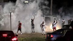 25 Memphis officers hurt in protest after a shooting