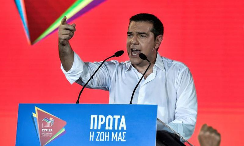 Polls predict Greek Prime Minister Alexis Tsipras's Syriza party will lose Sunday's election, but he insists an eleventh-hour upset remains possible