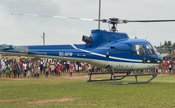 Helicopter makes emergency landing in Ajumako Kokoben; all 4 onboard unharmed