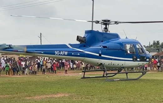 Helicopter makes emergency landing in Ajumako Kokoben; all 4 onboard unharmed