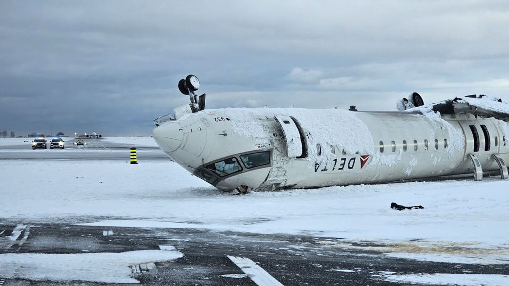 17 major helicopter and airplane crashes in 2025