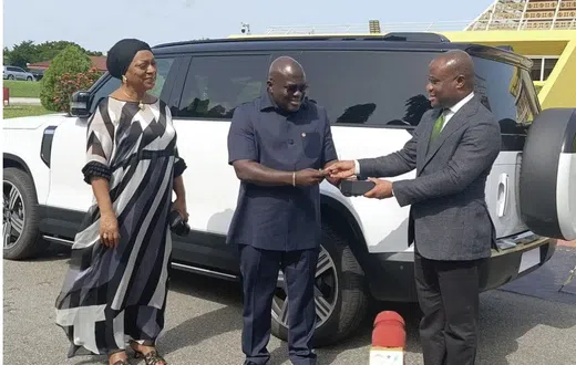 Pres. Mahama’s 2 car gifts