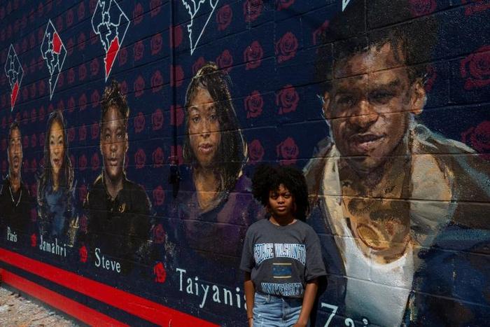 Lauryn Renford, now 17, was the driving force behind a Washington DC mural in memory of five African-American teens killed in gun violence