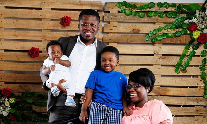 Judge Louis Lamis and family