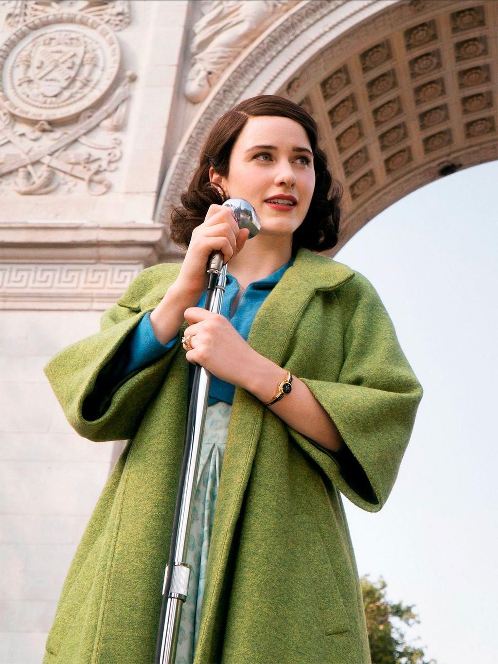 'Mrs. Maisel' Star Rachel Brosnahan On Skincare