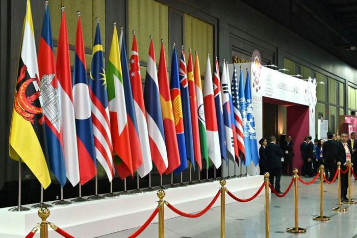 Delegates had hoped to sign the world's biggest trade deal on the sidelines of the ASEAN summit in Bangkok