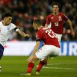 Jadon Sancho (L) picked up an assist in England's win over the Czech Republic on Friday