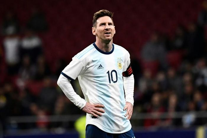 Lionel Messi played the whole match as Argentina lost to Venezuela last Friday but suffered a recurrence of an existing injury