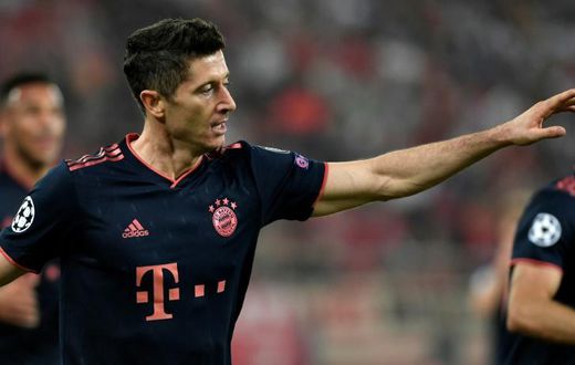 Robert Lewandowski scored twice at Olympiakos on Tuesday as Bayern Munich came from behind to win 3-2 in Athens in the Champions League.