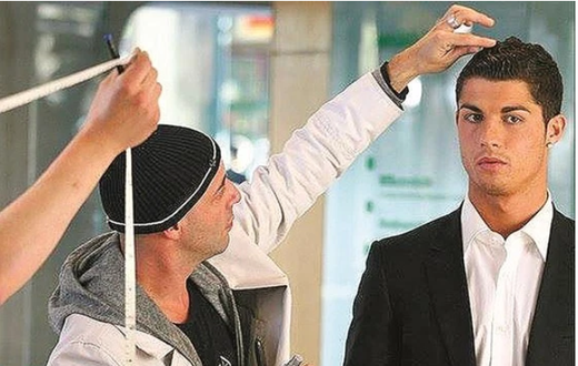 Ronaldo's hairdresser killed