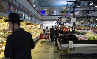 An Outbreak Spreads Fear: Of Measles, of Ultra-Orthodox Jews, of Anti-Semitism