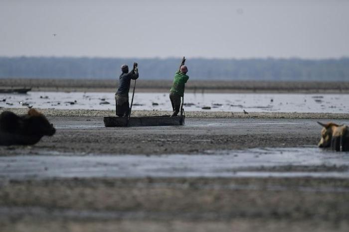 Scientists believe early humans lived in the wetlands south of the Zambezi river for 70,000 years before climate change allowed them to expand