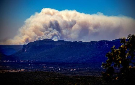 A large bushfire in the Wollemi National Park near Lithgow, west of Sydney