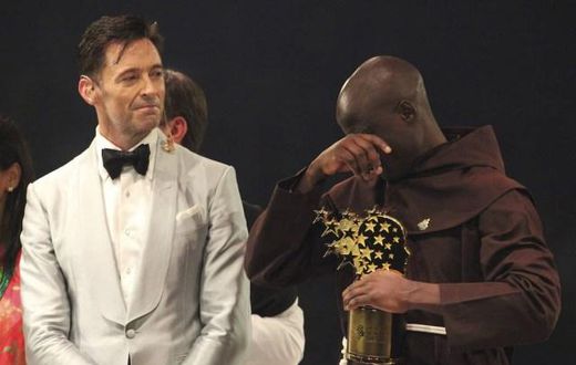 Teacher who spends 80% of salary on poor students is crowned world’s best teacher with $1m prize