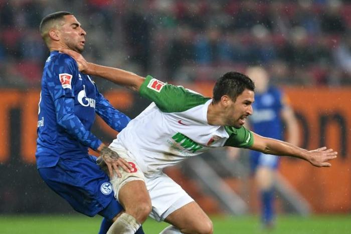 Schalke beat Augsburg in a see-saw 3-2 win