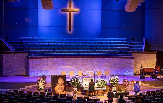 For Fort Worth Police Victim, a Funeral Full of Grief and Calls for Justice