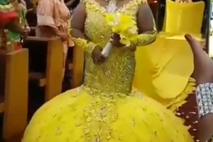 Bride in a spectacular gown