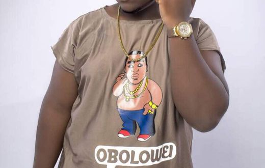 Ghanaian rapper CJ Biggerman debuts a new banger dubbed “chucku chucku” featuring Ezra Tamaa