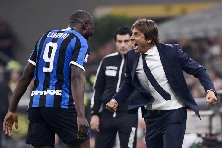 Romelu Lukaku (L) celebrates with Inter Milan coach Antonio Conte after scoring against city rivals AC Milan.