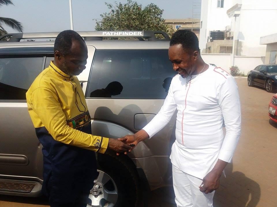 Nicholas Omane Acheampong gifted car by Badu Kobi