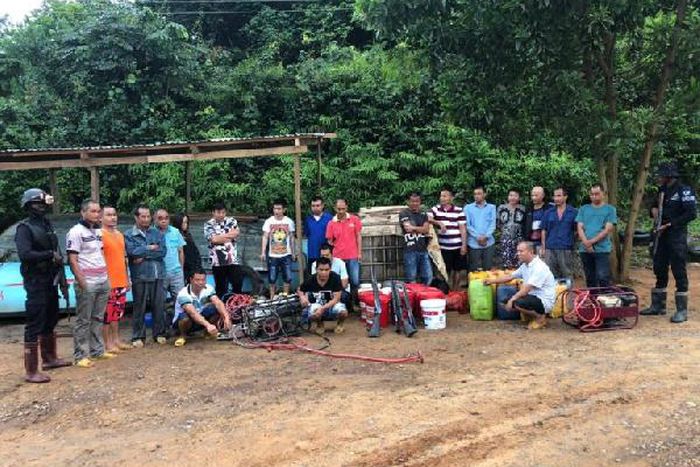 Chinese illegal miners