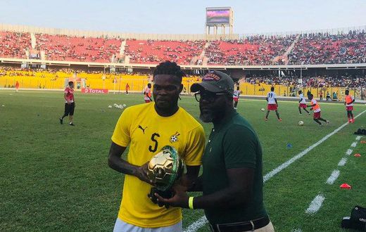 Thomas Partey receives Africa Best XI award