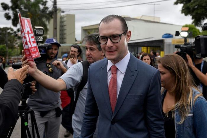 Cristiano Zanin, lawyer of former Brazilian President Luiz Inacio Lula da Silva, arrives at the police headquarters where the ex-president is in prison, after the Supreme Court issued a ruling that could see Lula freed