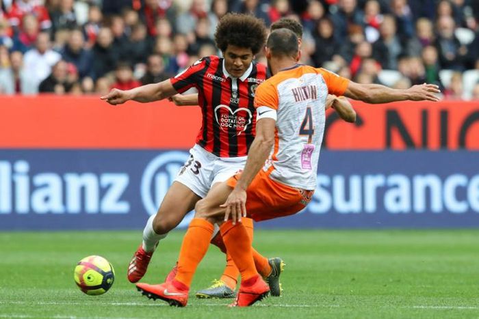 Lamine Diaby Fadiga (R) played six times in the league for Nice in the 2018-19 season