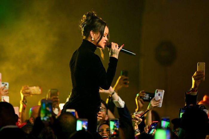 Rihanna performing at the 5th Annual Diamond Ball.