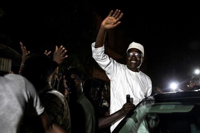 The former mayor at times emerged from of his car, raising his arms in a sign of victory
