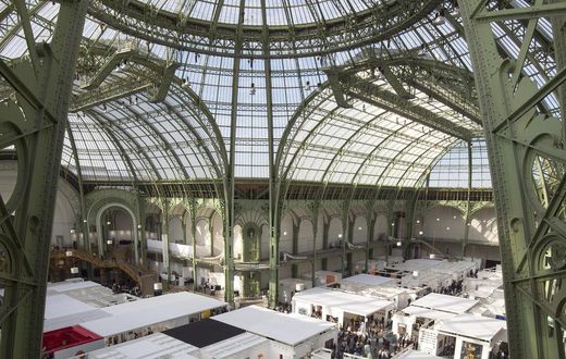 A Fair With a French Accent, Inside and Out