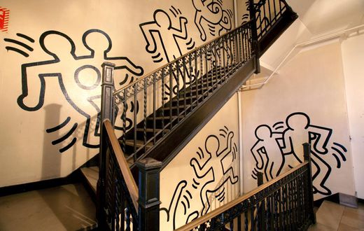 Keith Haring Mural Cut Out of New York Stairwell Heads to Auction