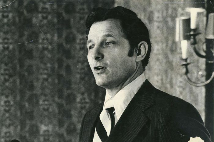 Birch Bayh, 91, Dies; Senator Drove Title IX and Other Historic Legislation