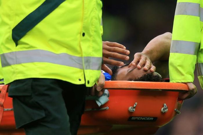 Everton's Theo Walcott was stretcherd off against Manchester City