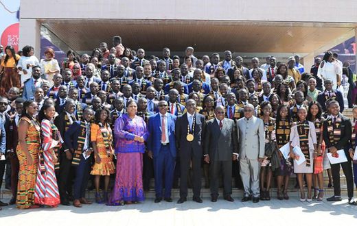 Nana Addo inducts 378 new doctors and dentists