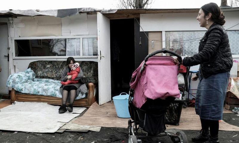 Vigilantes attacked this Roma camp near Paris on Monday