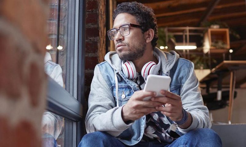 'Fizzing' Is the Ultimate Non-Breakup Breakup