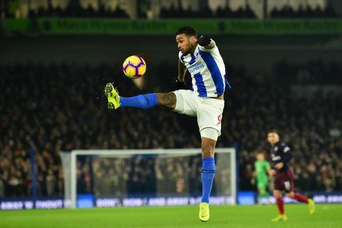 Brighton's Dutch striker Jurgen Locadia has joined German league club Hoffenheim on loan.