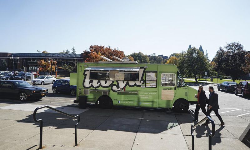 A Taco Truck Served Lunch to ICE Workers. Then Came the Backlash.