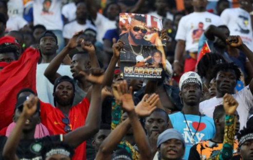 Image copyright: REUTERS/ Image caption: A concert, partially funded by the Ivorian government, was held in Abidjan on Friday ahead of the musician's funeral