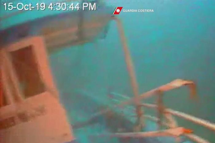 An underwater drone filmed the wreck