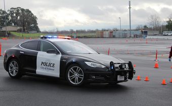 A Police Tesla Nearly Ran Out of Power During a Chase. The Department Isn't Worried.