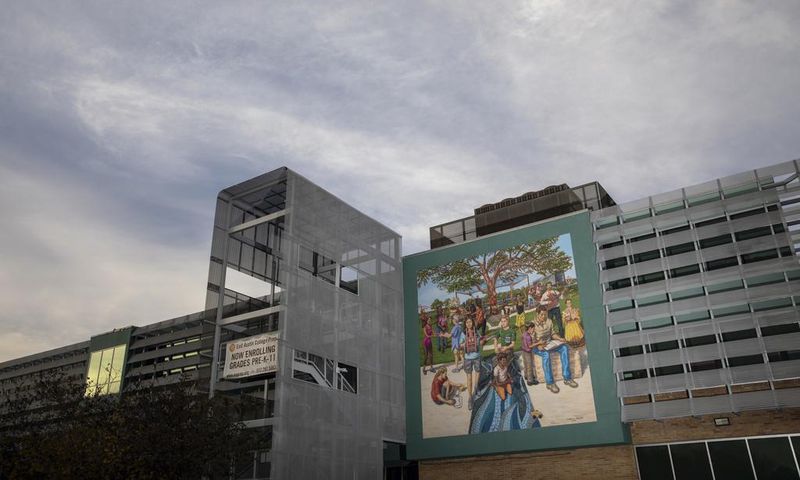 Southwest Key, Known for Migrant Shelters, Cashes In on Charter Schools