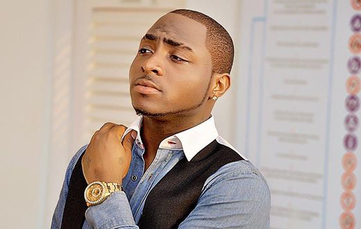 Nigerian artiste Davido escapes air mishap