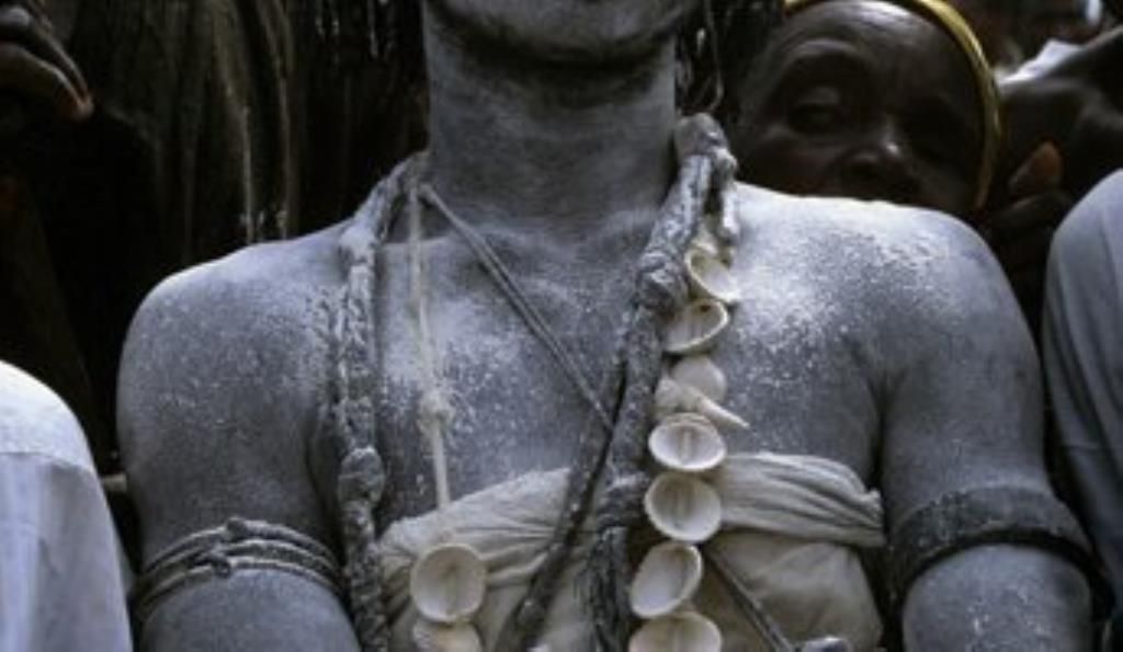 Bulletproof charm fails spiritualist as gunshot ‘tears’ him to death